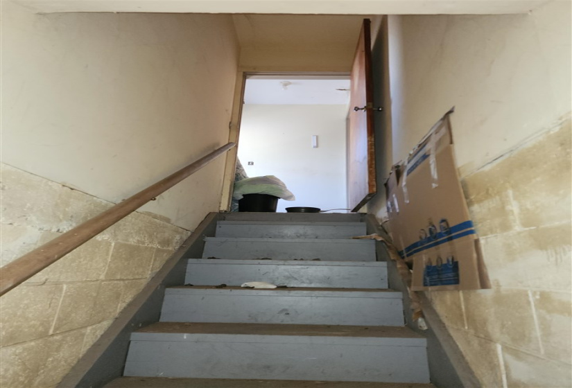 0 , 0 ,3 BathroomsBathrooms,Multi-family,Duplex,Wikoff,1,133237