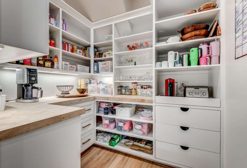 4 Bedrooms Bedrooms, 0 ,3 BathroomsBathrooms,Residential,Single Family,Fiddlers Hill,1.5,133239