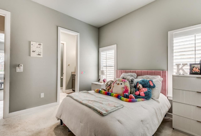 4 Bedrooms Bedrooms, 0 ,3 BathroomsBathrooms,Residential,Single Family,Fiddlers Hill,1.5,133239