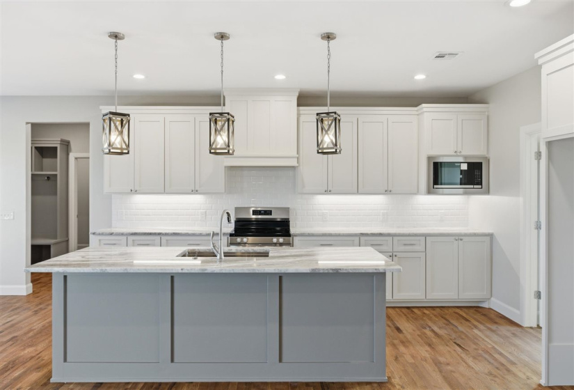 4 Bedrooms Bedrooms, 0 ,2 BathroomsBathrooms,Residential,Single Family,Bandera,1,133240