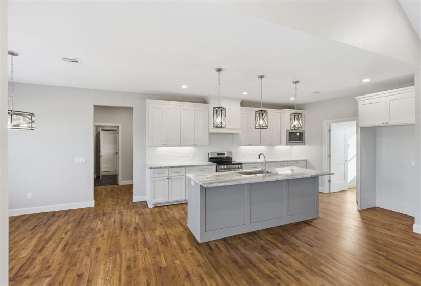 4 Bedrooms Bedrooms, 0 ,2 BathroomsBathrooms,Residential,Single Family,Bandera,1,133240