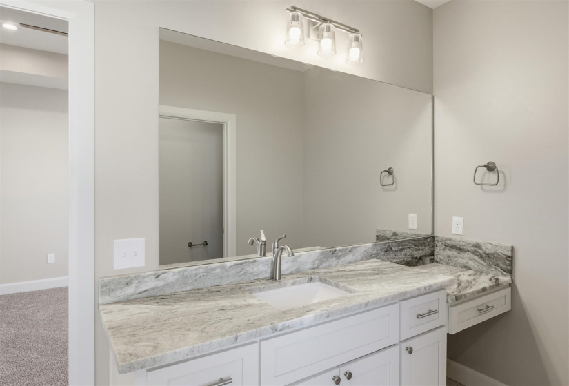 4 Bedrooms Bedrooms, 0 ,2 BathroomsBathrooms,Residential,Single Family,Bandera,1,133240