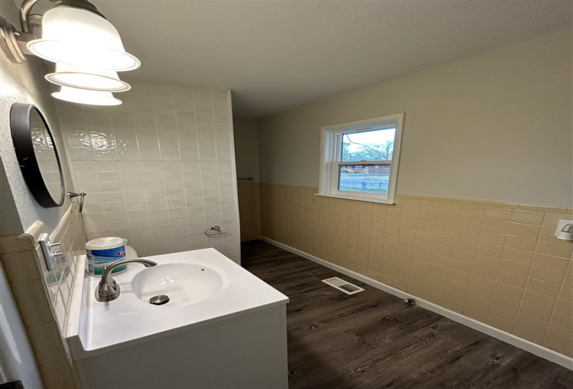 4 Bedrooms Bedrooms, 0 ,2 BathroomsBathrooms,Residential,Single Family,Payne,1,133243