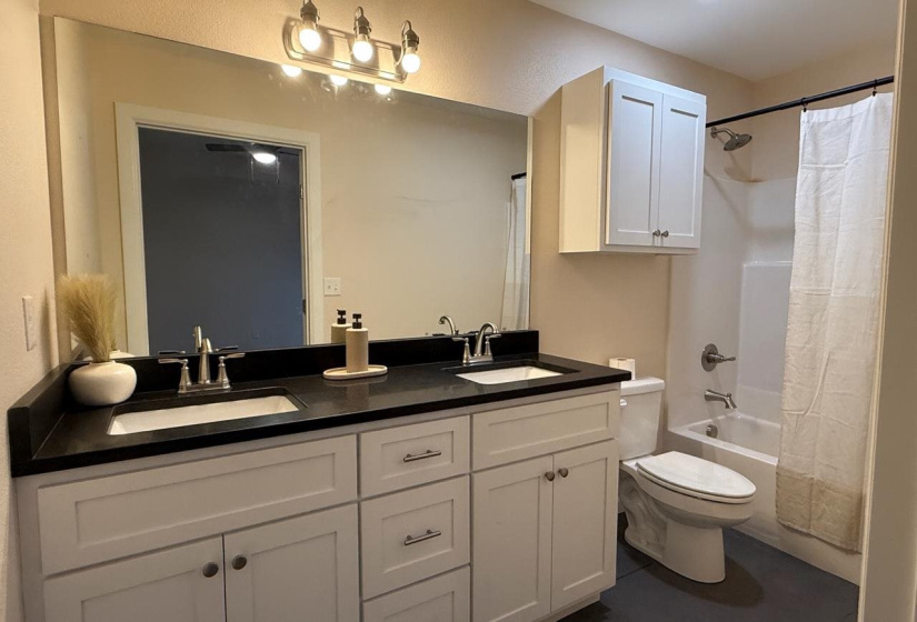 3 Bedrooms Bedrooms, 0 ,2 BathroomsBathrooms,Residential,Single Family,Central,1,133244