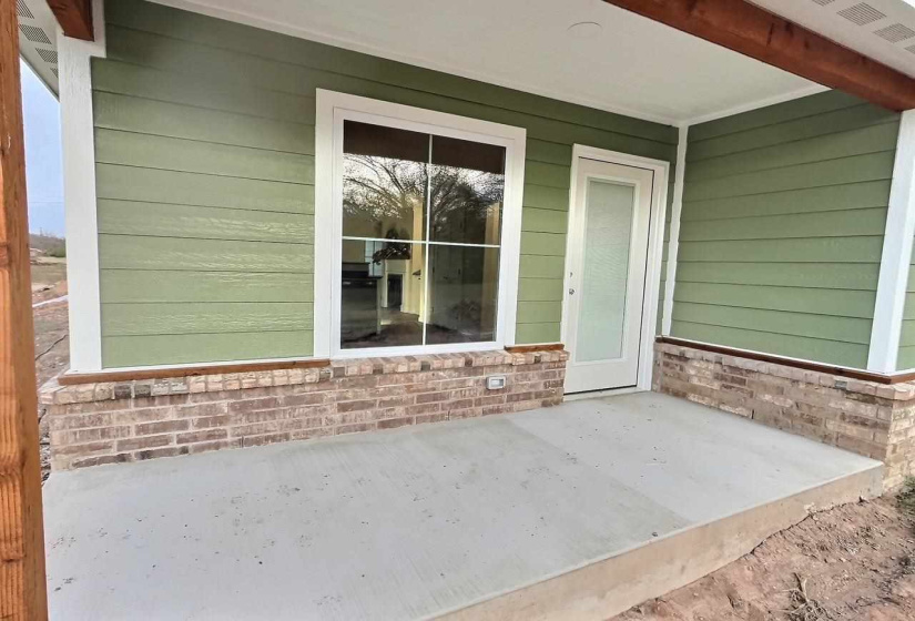 3 Bedrooms Bedrooms, 0 ,2 BathroomsBathrooms,Residential,Single Family,Central,1,133244