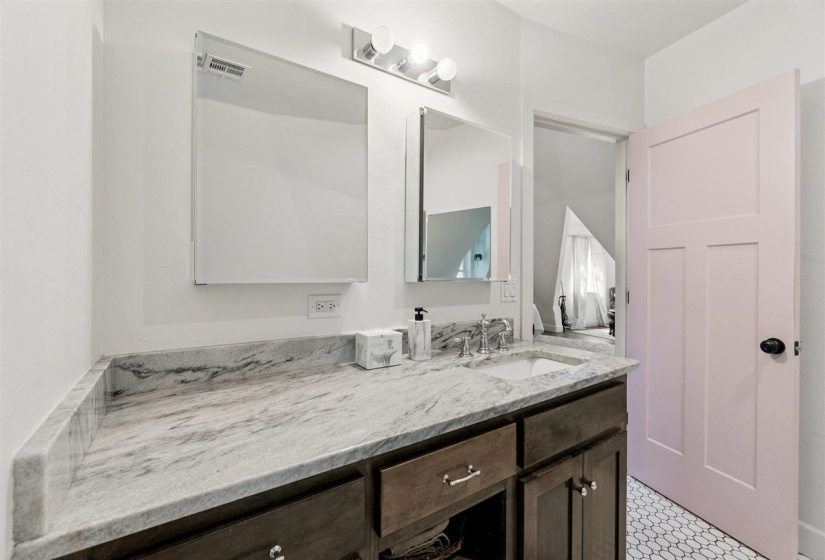 4 Bedrooms Bedrooms, 0 ,2 BathroomsBathrooms,Residential,Single Family,116th,2,133248