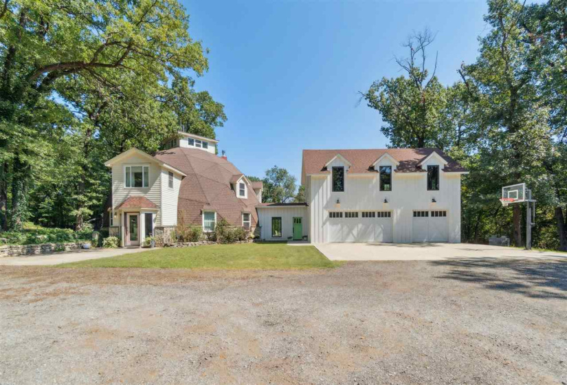 4 Bedrooms Bedrooms, 0 ,2 BathroomsBathrooms,Residential,Single Family,116th,2,133248