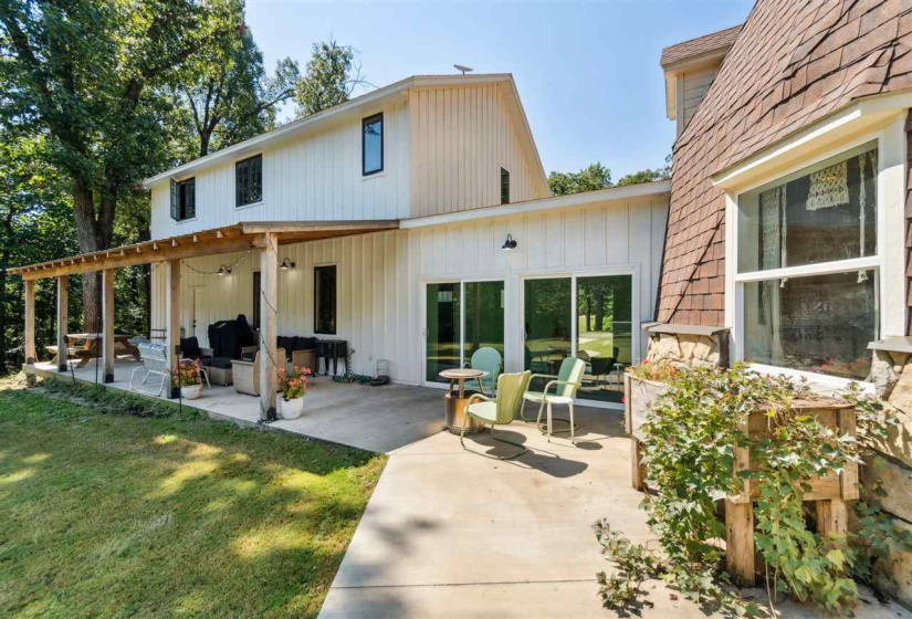 4 Bedrooms Bedrooms, 0 ,2 BathroomsBathrooms,Residential,Single Family,116th,2,133248