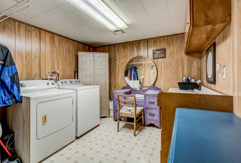 2 Bedrooms Bedrooms, 0 ,2 BathroomsBathrooms,Residential,Single Family,Old John Deere,1,133258