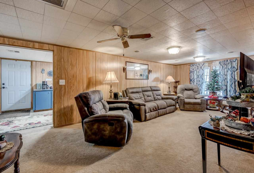 2 Bedrooms Bedrooms, 0 ,2 BathroomsBathrooms,Residential,Single Family,Old John Deere,1,133258