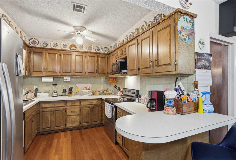 3 Bedrooms Bedrooms, 0 ,2 BathroomsBathrooms,Residential,Single Family,Green Acres,1,133265