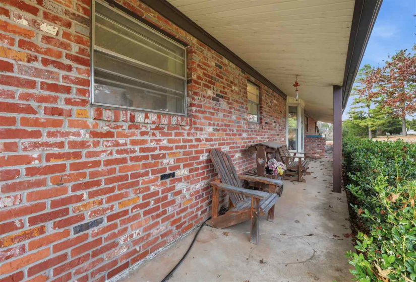 3 Bedrooms Bedrooms, 0 ,2 BathroomsBathrooms,Residential,Single Family,Green Acres,1,133265