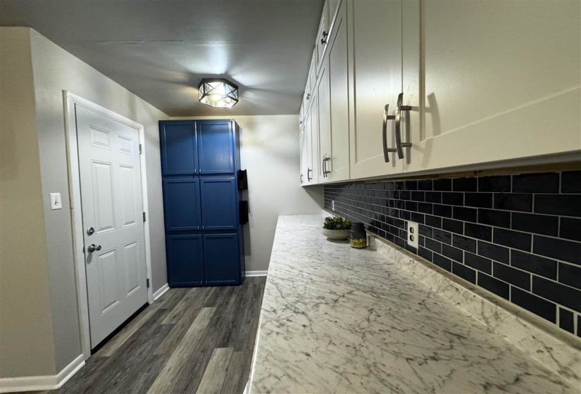 2 Bedrooms Bedrooms, 0 ,1 BathroomBathrooms,Residential,Single Family,Broadway,1,133266