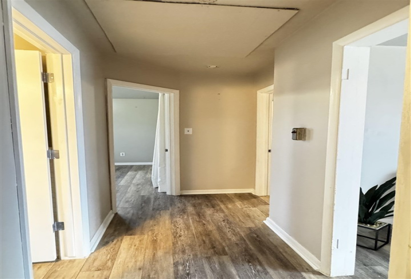 2 Bedrooms Bedrooms, 0 ,1 BathroomBathrooms,Residential,Single Family,Broadway,1,133266