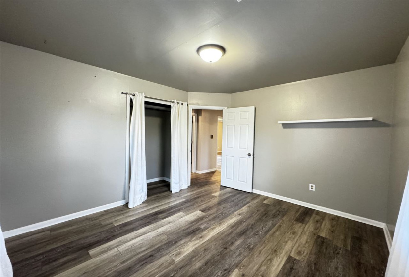 2 Bedrooms Bedrooms, 0 ,1 BathroomBathrooms,Residential,Single Family,Broadway,1,133266