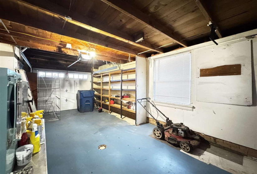 2 Bedrooms Bedrooms, 0 ,1 BathroomBathrooms,Residential,Single Family,Broadway,1,133266