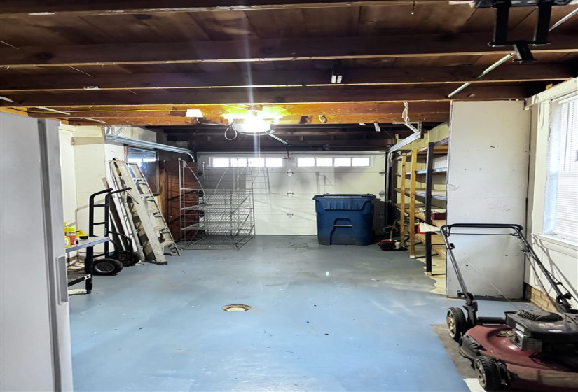 2 Bedrooms Bedrooms, 0 ,1 BathroomBathrooms,Residential,Single Family,Broadway,1,133266