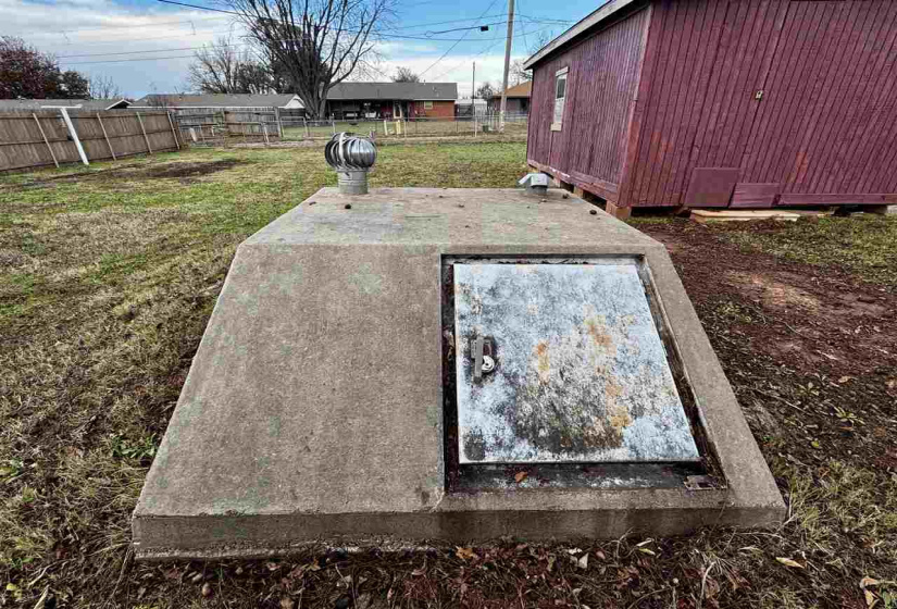 2 Bedrooms Bedrooms, 0 ,1 BathroomBathrooms,Residential,Single Family,Broadway,1,133266