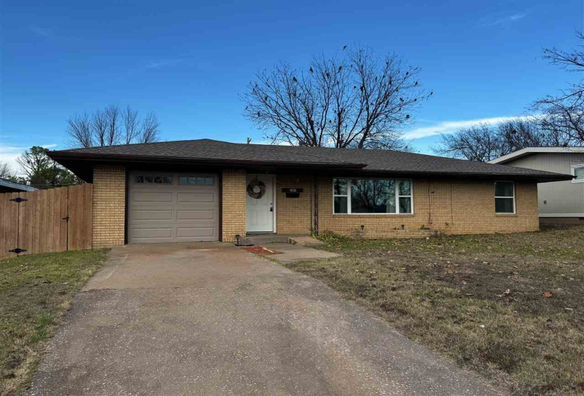 2 Bedrooms Bedrooms, 0 ,1 BathroomBathrooms,Residential,Single Family,Broadway,1,133266