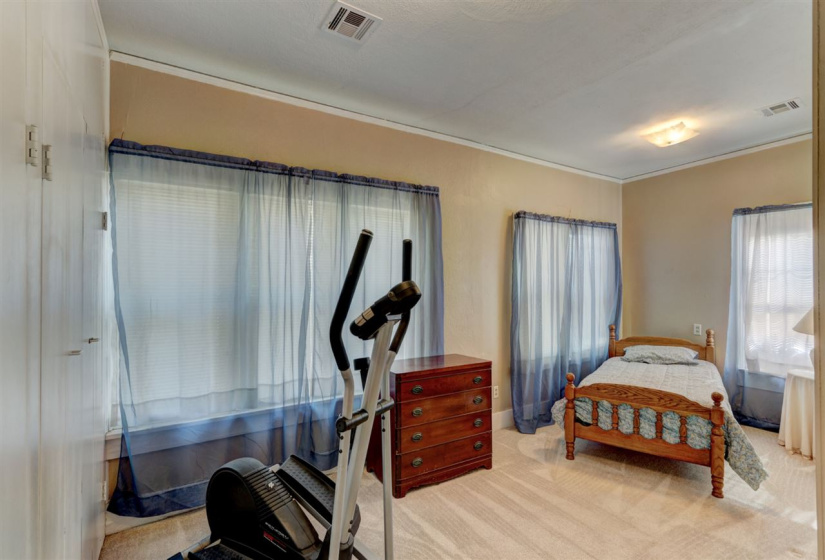 0 , 0 ,1 BathroomBathrooms,Multi-family,Duplex,Duck,1,127047