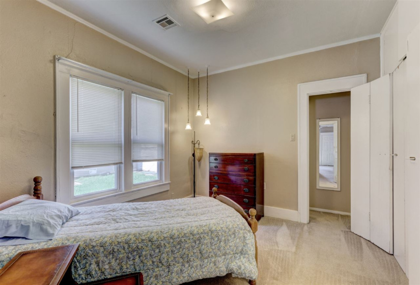 0 , 0 ,1 BathroomBathrooms,Multi-family,Duplex,Duck,1,127047