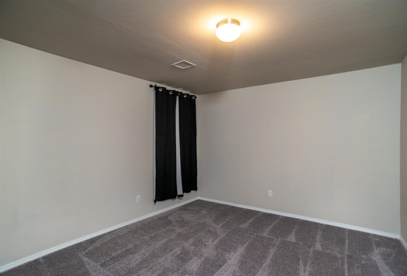 4 Bedrooms Bedrooms, 0 ,2 BathroomsBathrooms,Residential,Single Family,Brooke,1,133277