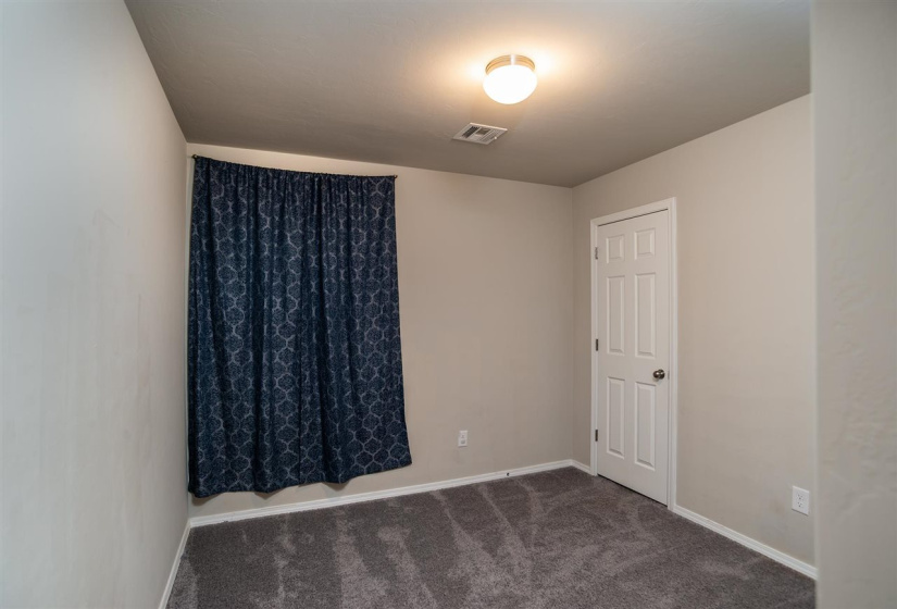 4 Bedrooms Bedrooms, 0 ,2 BathroomsBathrooms,Residential,Single Family,Brooke,1,133277