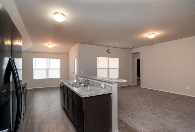 4 Bedrooms Bedrooms, 0 ,2 BathroomsBathrooms,Residential,Single Family,Brooke,1,133277