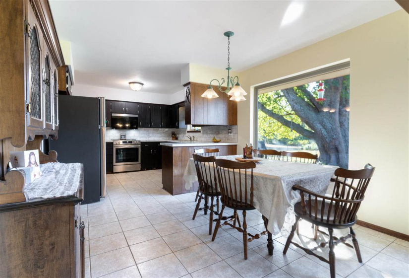 3 Bedrooms Bedrooms, 0 ,2 BathroomsBathrooms,Residential,Single Family,Summit Ridge,1,133018