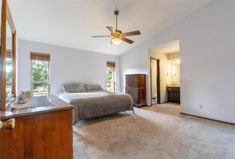 3 Bedrooms Bedrooms, 0 ,2 BathroomsBathrooms,Residential,Single Family,Summit Ridge,1,133018