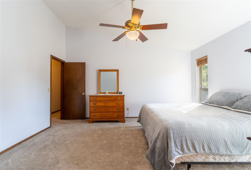 3 Bedrooms Bedrooms, 0 ,2 BathroomsBathrooms,Residential,Single Family,Summit Ridge,1,133018