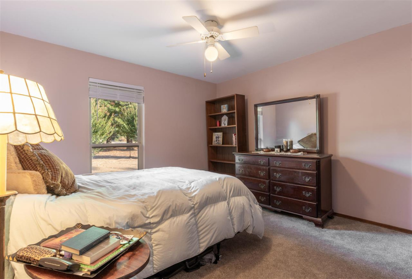 3 Bedrooms Bedrooms, 0 ,2 BathroomsBathrooms,Residential,Single Family,Summit Ridge,1,133018