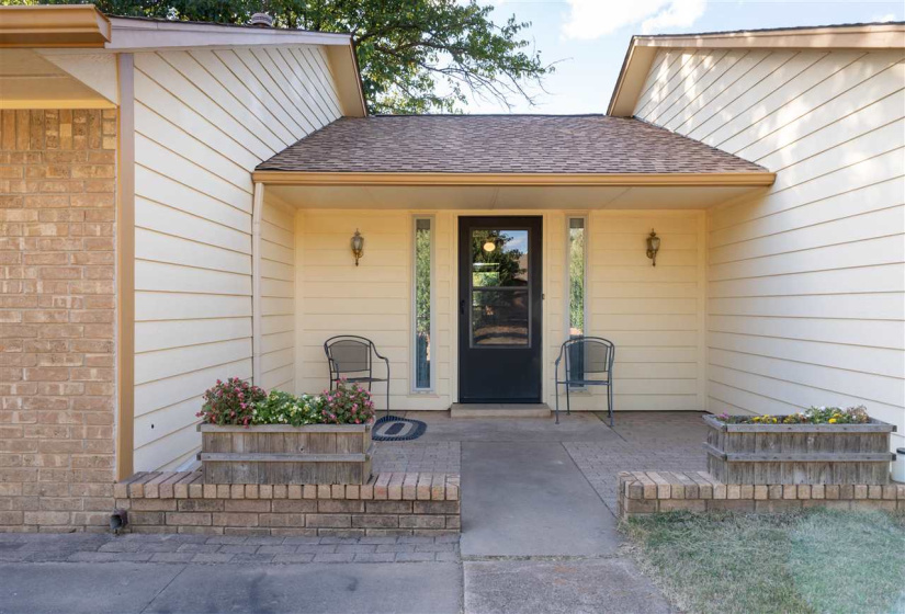 3 Bedrooms Bedrooms, 0 ,2 BathroomsBathrooms,Residential,Single Family,Summit Ridge,1,133018