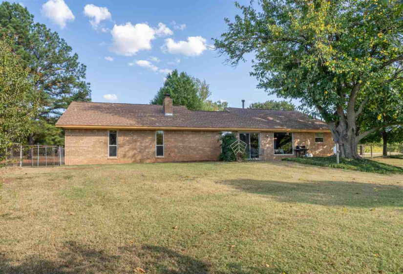 3 Bedrooms Bedrooms, 0 ,2 BathroomsBathrooms,Residential,Single Family,Summit Ridge,1,133018