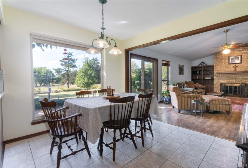 3 Bedrooms Bedrooms, 0 ,2 BathroomsBathrooms,Residential,Single Family,Summit Ridge,1,133018