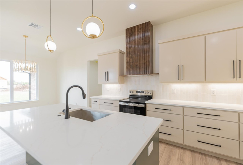 4 Bedrooms Bedrooms, 0 ,2 BathroomsBathrooms,Residential,Single Family,Elk,1,133282