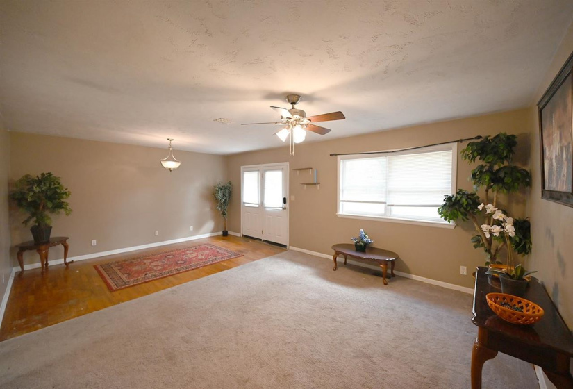 3 Bedrooms Bedrooms, 0 ,1 BathroomBathrooms,Residential,Single Family,Grandview,1,133283