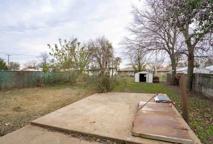 3 Bedrooms Bedrooms, 0 ,1 BathroomBathrooms,Residential,Single Family,Broadway,1,133284