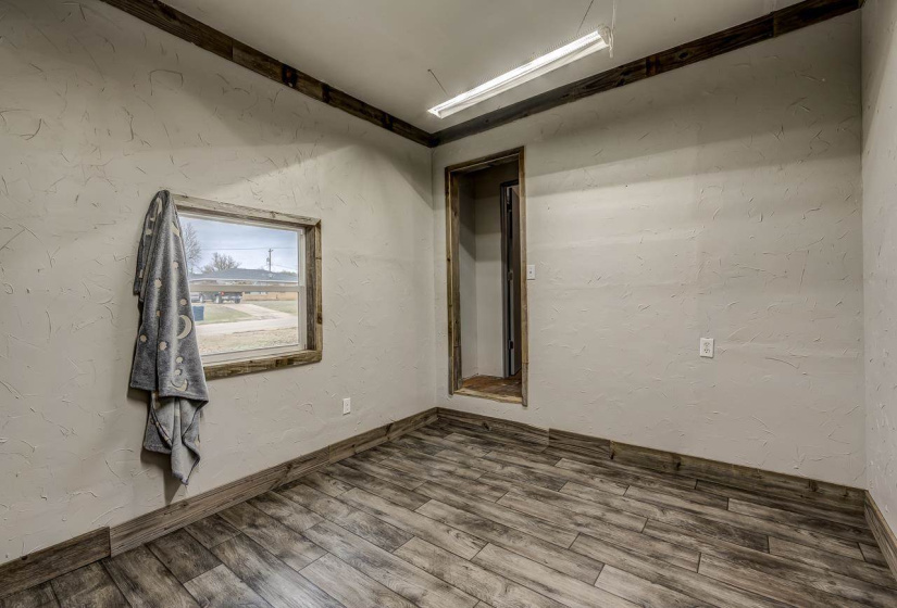 3 Bedrooms Bedrooms, 0 ,1 BathroomBathrooms,Residential,Single Family,Broadway,1,133284