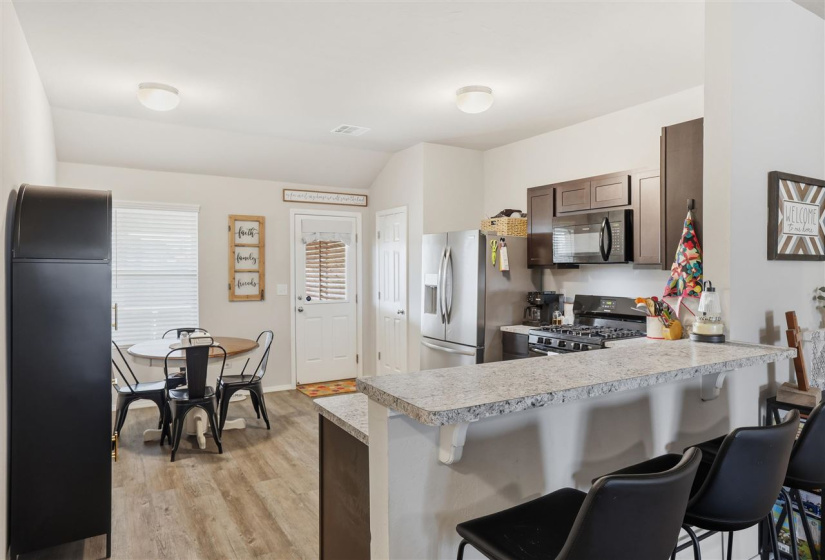 4 Bedrooms Bedrooms, 0 ,2 BathroomsBathrooms,Residential,Single Family,Kinder Wells,1,133289