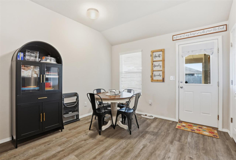 4 Bedrooms Bedrooms, 0 ,2 BathroomsBathrooms,Residential,Single Family,Kinder Wells,1,133289