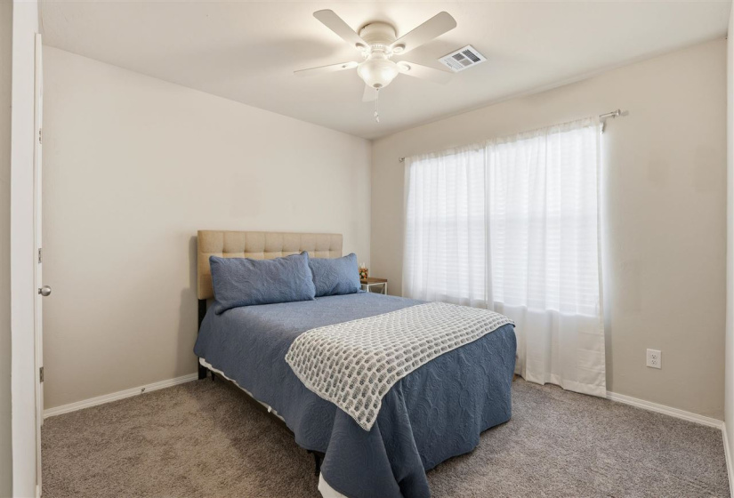 4 Bedrooms Bedrooms, 0 ,2 BathroomsBathrooms,Residential,Single Family,Kinder Wells,1,133289