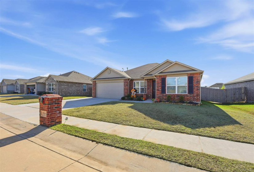 4 Bedrooms Bedrooms, 0 ,2 BathroomsBathrooms,Residential,Single Family,Kinder Wells,1,133289