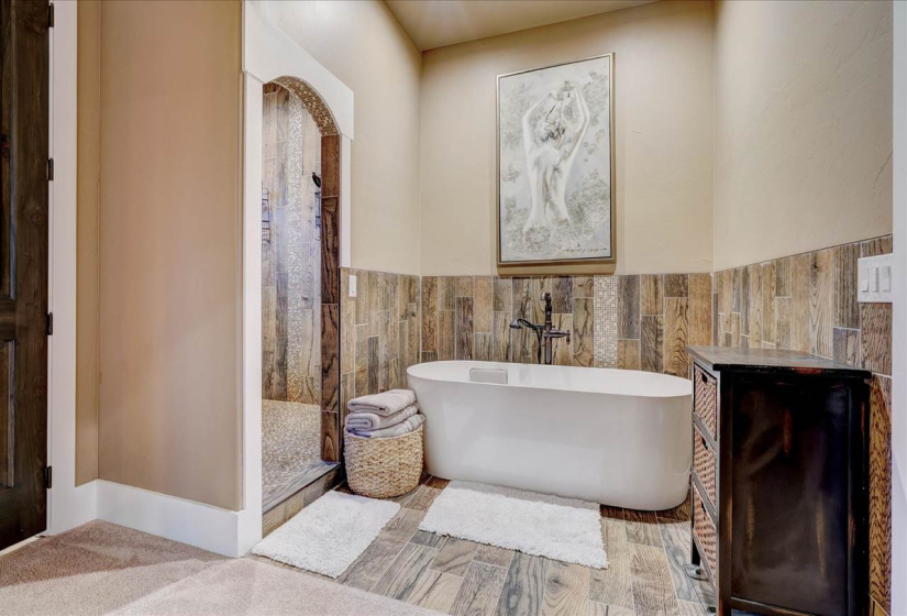 7 Bedrooms Bedrooms, 0 ,5 BathroomsBathrooms,Residential,Single Family,Laguna,1.5,133290