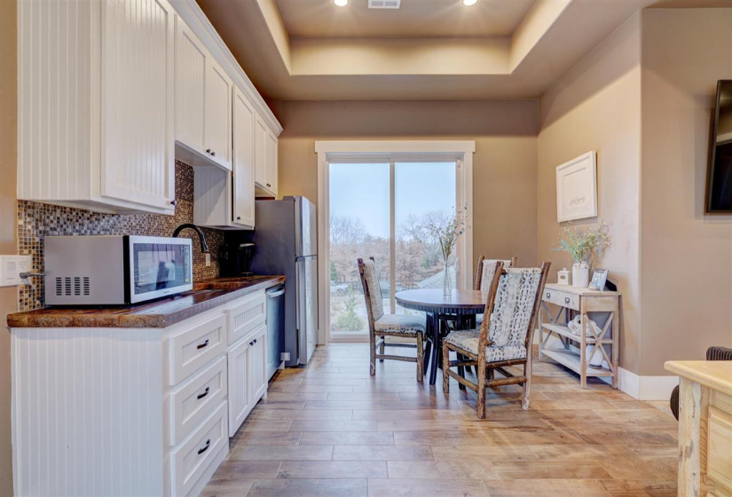 7 Bedrooms Bedrooms, 0 ,5 BathroomsBathrooms,Residential,Single Family,Laguna,1.5,133290