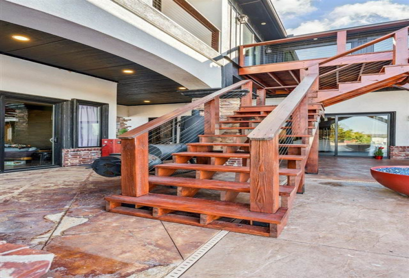 7 Bedrooms Bedrooms, 0 ,5 BathroomsBathrooms,Residential,Single Family,Laguna,1.5,133290