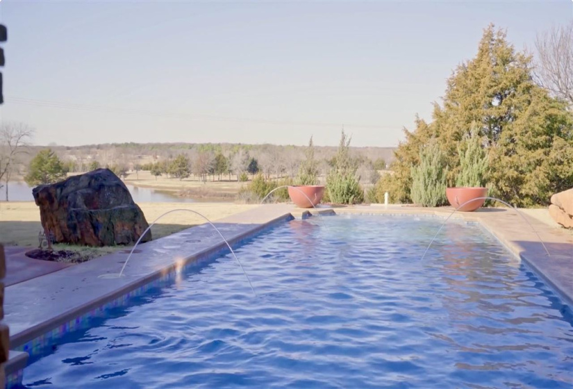 7 Bedrooms Bedrooms, 0 ,5 BathroomsBathrooms,Residential,Single Family,Laguna,1.5,133290