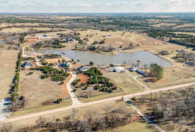 7 Bedrooms Bedrooms, 0 ,5 BathroomsBathrooms,Residential,Single Family,Laguna,1.5,133290