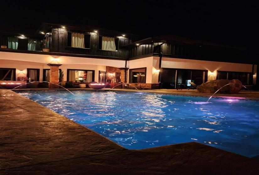 7 Bedrooms Bedrooms, 0 ,5 BathroomsBathrooms,Residential,Single Family,Laguna,1.5,133290