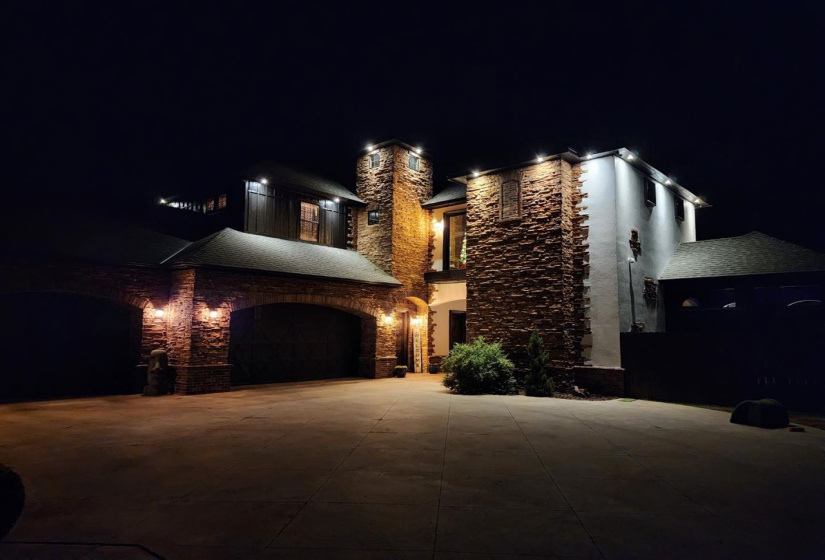 7 Bedrooms Bedrooms, 0 ,5 BathroomsBathrooms,Residential,Single Family,Laguna,1.5,133290